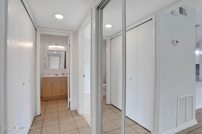 Building Photo - 791 Assisi Ln