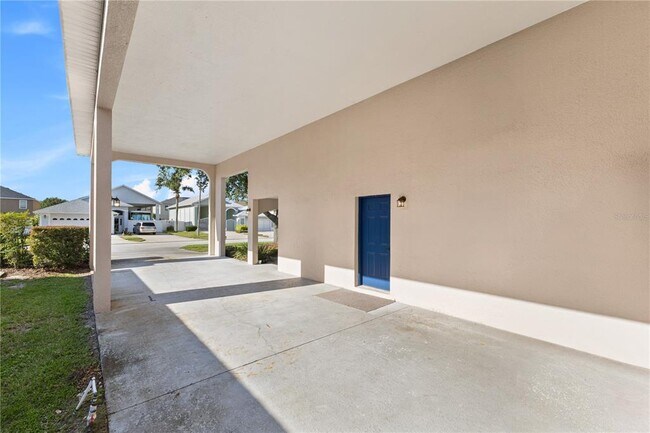 Building Photo - 16602 Citrus Pkwy