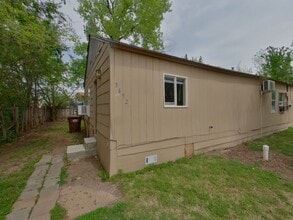 Building Photo - 3632 E 31st St S