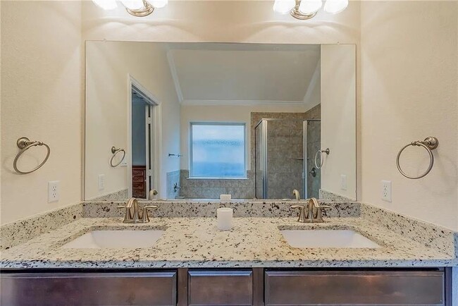 Building Photo - 104 Lily Turf Cove