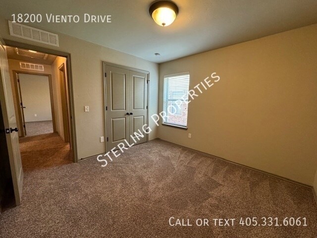 Building Photo - 18200 Viento Dr