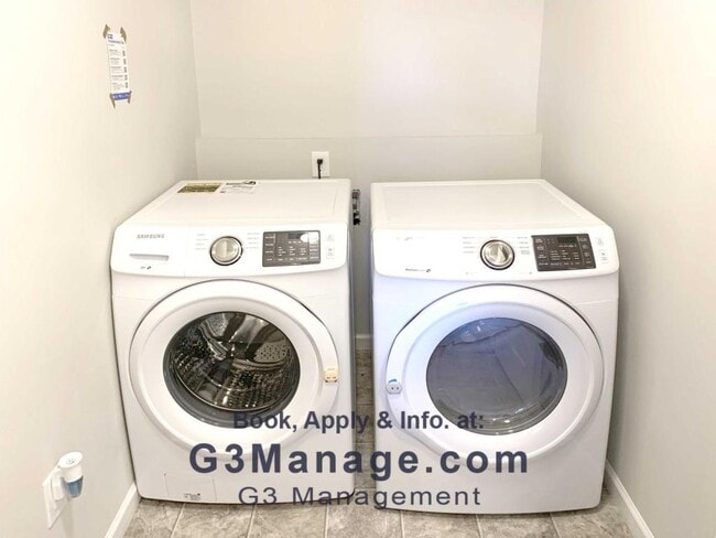 Building Photo - 1200 Weatherstone Ln