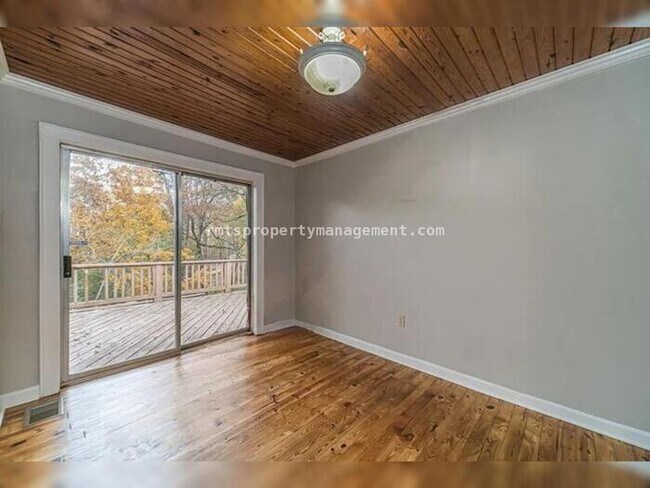 Building Photo - 1202 GA-124