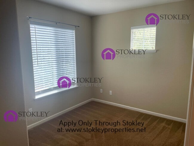 Building Photo - 1540 Silverleaf Ln