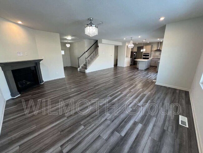 Building Photo - 5374 Noble Crossing Pkwy W