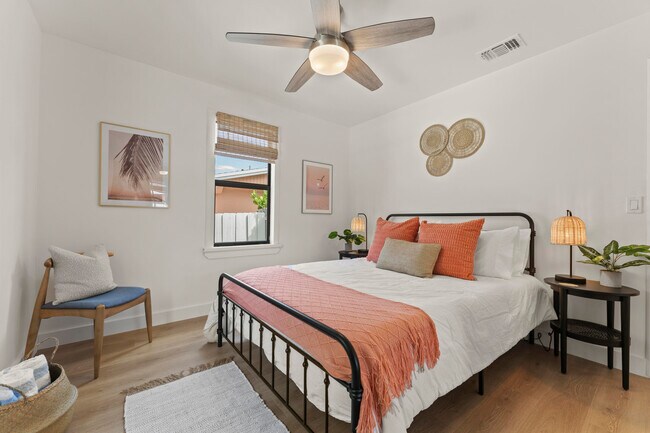 Building Photo - 721 Dobbins St