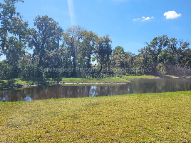 Building Photo - 2240 Gatsby Ln