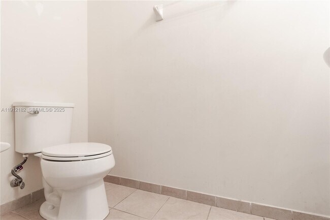 Building Photo - 9045 W 33rd Ave