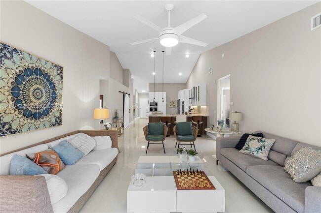 Building Photo - 19648 Back 9 Dr