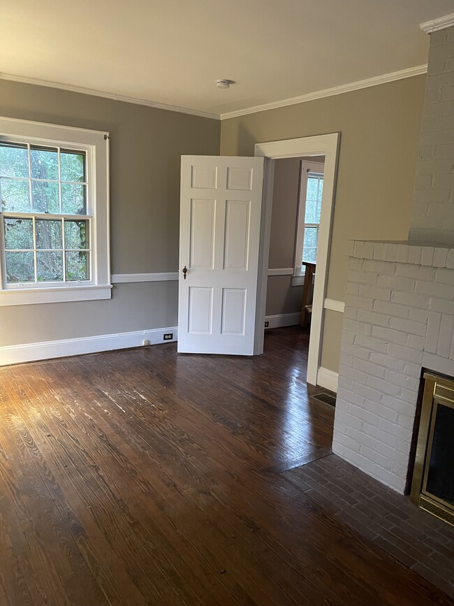 Building Photo - 7006 Sardis Rd