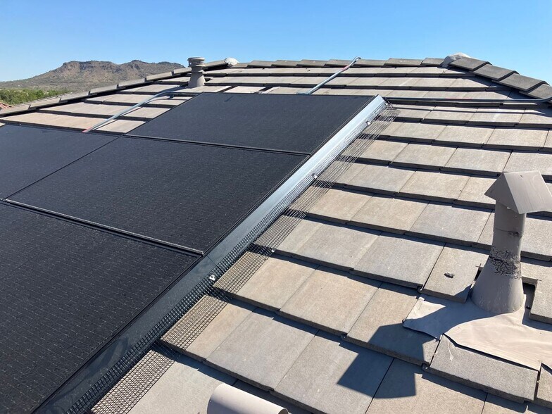 Building Photo - 5407 W Desert Hollow Dr