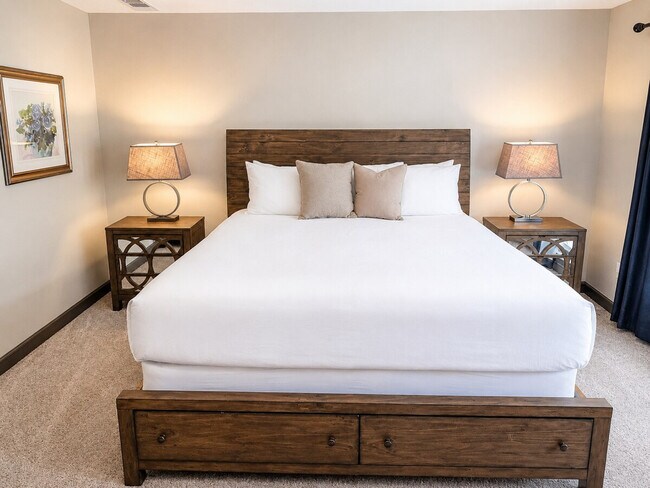 Building Photo - 10 Bridlewood Ct