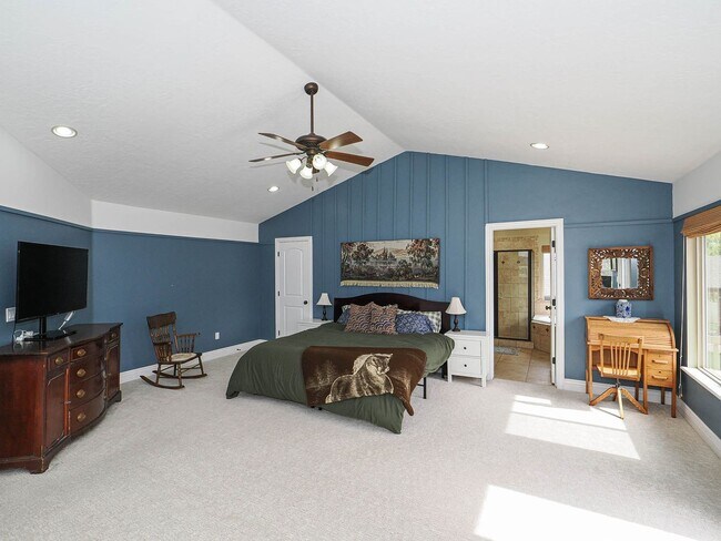 Building Photo - 4 Bedroom, 2.5 bathroom Bluffdale Home