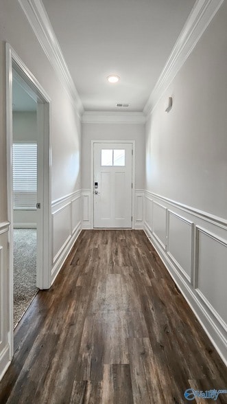 Building Photo - 403 Edgebrook Dr