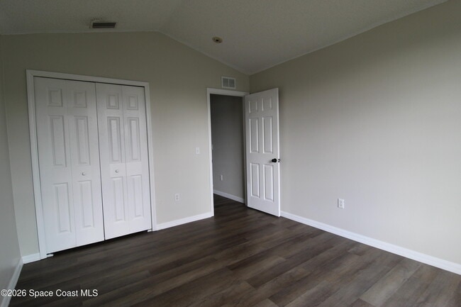 Building Photo - 959 Pine Walk Ct NE