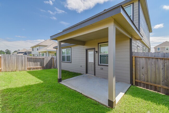 Building Photo - 23610 Goodfellow Dr