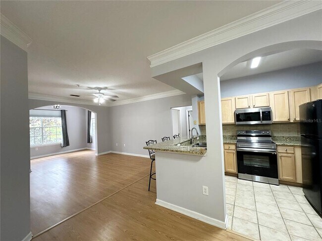 Building Photo - 12843 Madison Pointe Cir