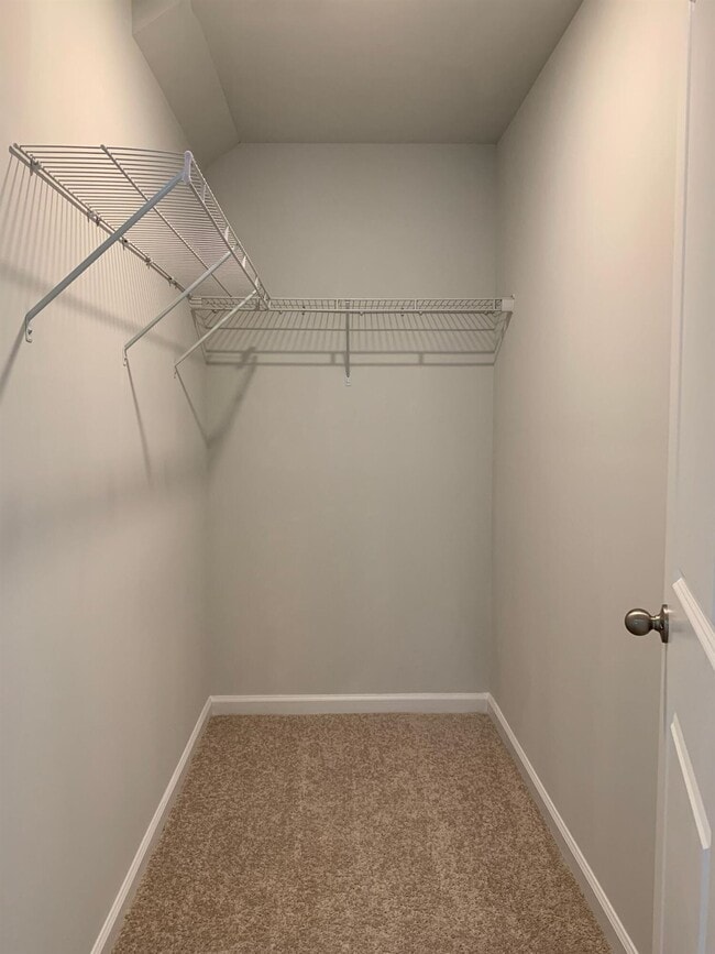 Building Photo - 235 Spencer Cir