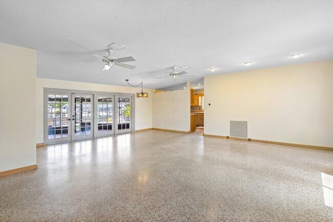 Building Photo - 2431 Key Largo Ln