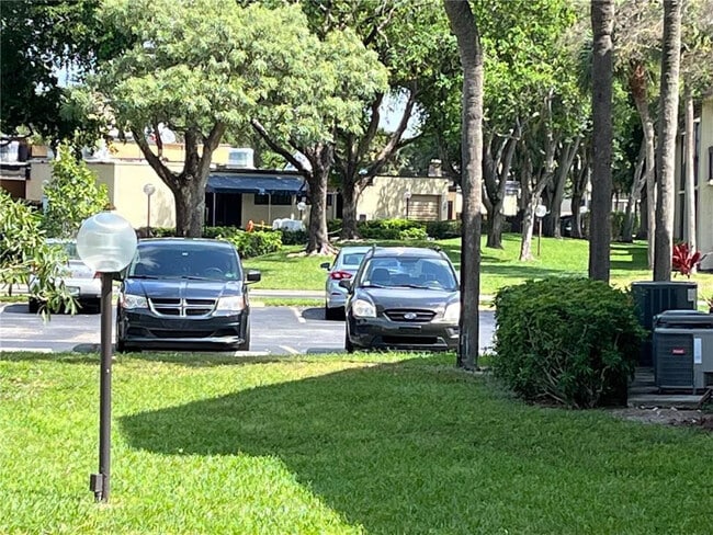 Building Photo - 1921 SW 15th St