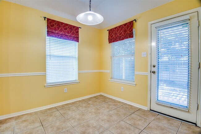 Building Photo - 20515 Spring Aspen Ln