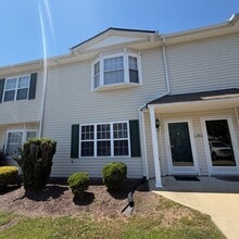 Building Photo - 2345 Vineyard Dr