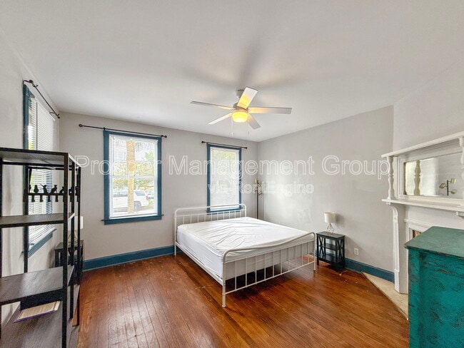 Building Photo - 311 Sumter St