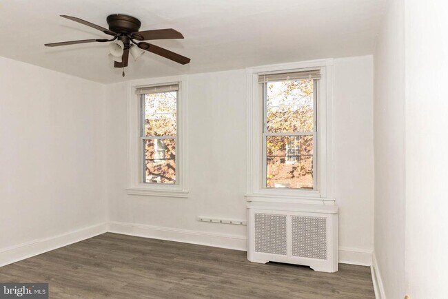 Building Photo - 2842 Cantrell St