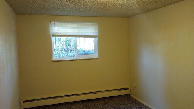 Building Photo - Great location off Leetsdale/Parker and Fl...