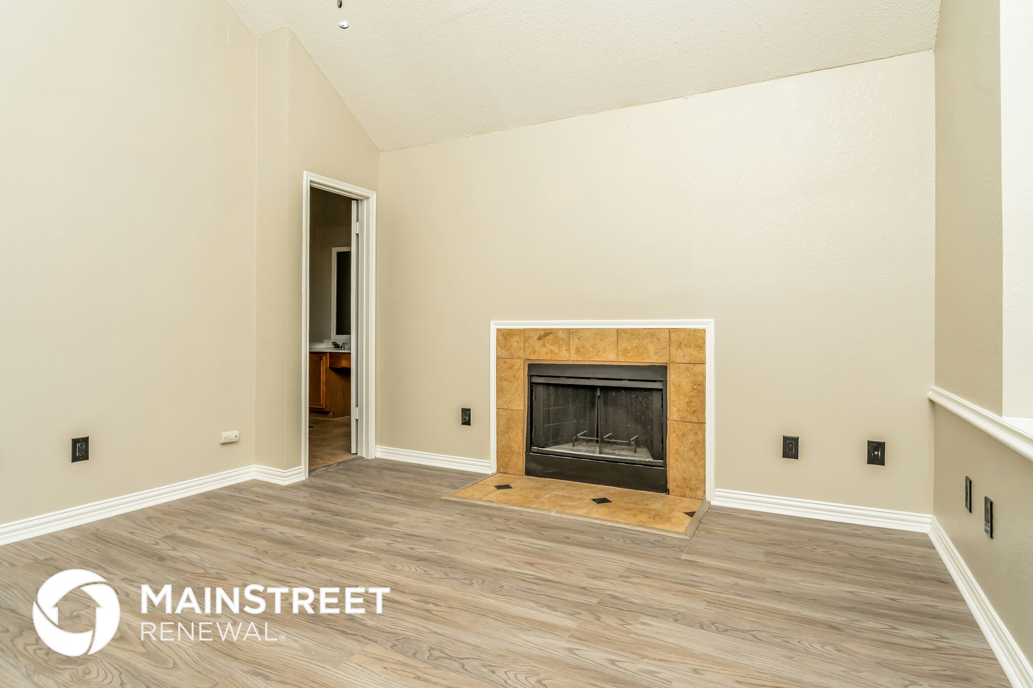 Building Photo - 6821 Driffield Cir W