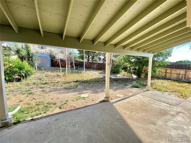 Building Photo - 10043 W Lake Dr