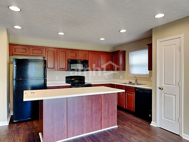 Building Photo - 3427 Talavera Dr