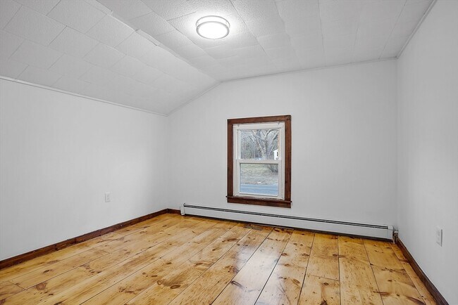Building Photo - 47 Railroad Ave