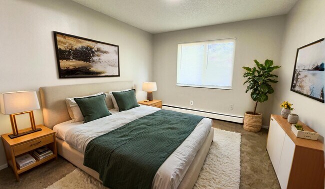 Building Photo - 3950 Stonedike Dr