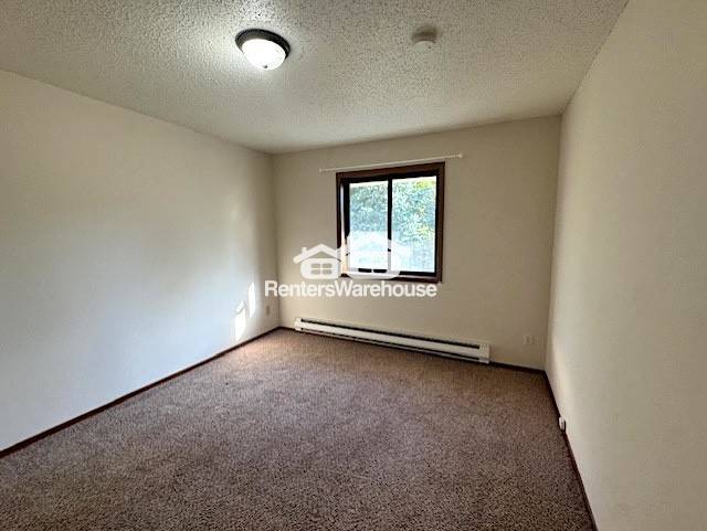 Building Photo - 22 E 13th St