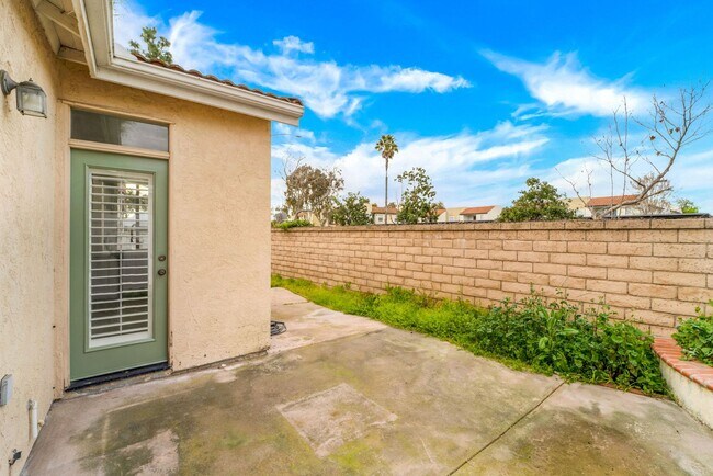 Building Photo - 8265 Gold Coast Dr