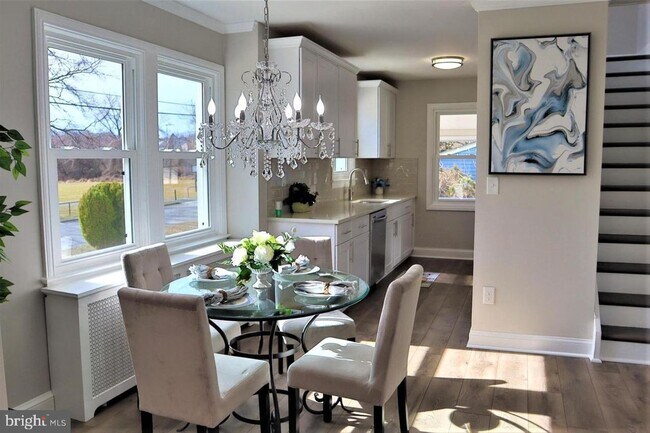 Building Photo - Charming Restored 5BR, 3.5BA Colonial Minutes from D.C.