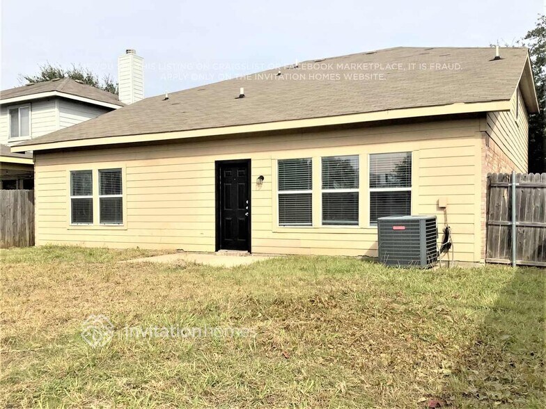 Building Photo - 2632 Bishop Allen Ln