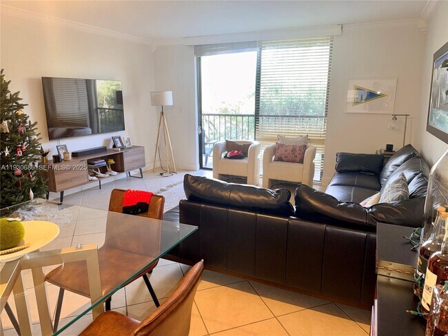 Building Photo - 8065 SW 107th Ave