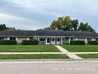 Building Photo - 721 Chase Blvd