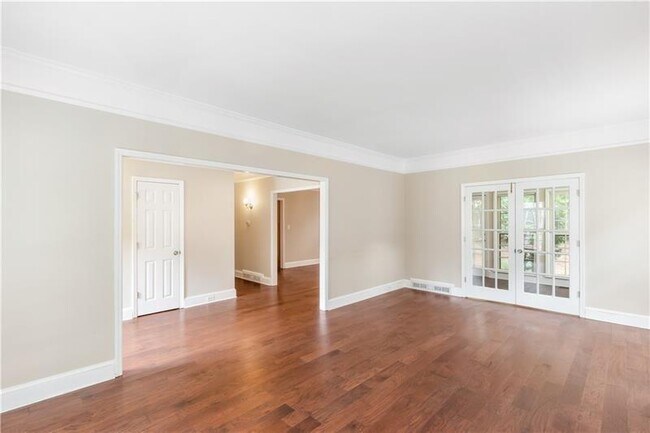 Building Photo - 919 Bridgegate Dr NE