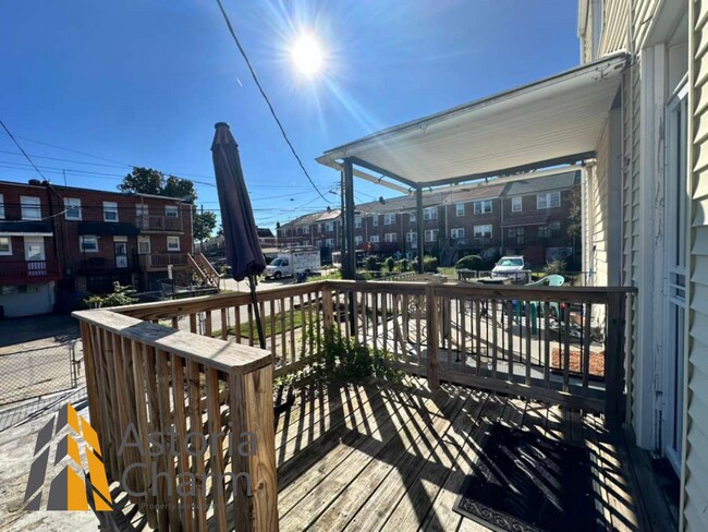 Building Photo - Spacious 3BR/2BA Home with Finished Basement and Fenced Yard – Edmondson Village