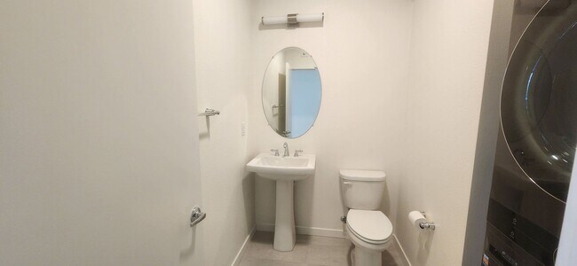 Building Photo - 2 Bedroom 2.5 Bathroom home at the Mill on Broadway