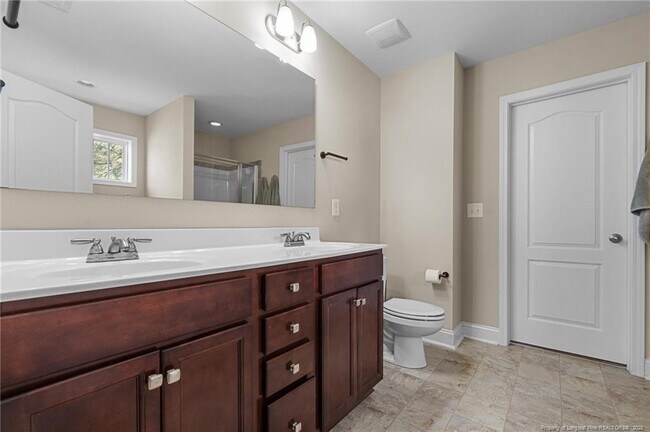 Building Photo - 789 Equestrian Way