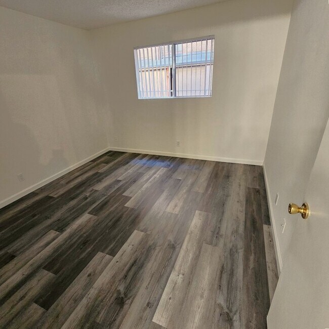 Building Photo - 10770 Palms Blvd