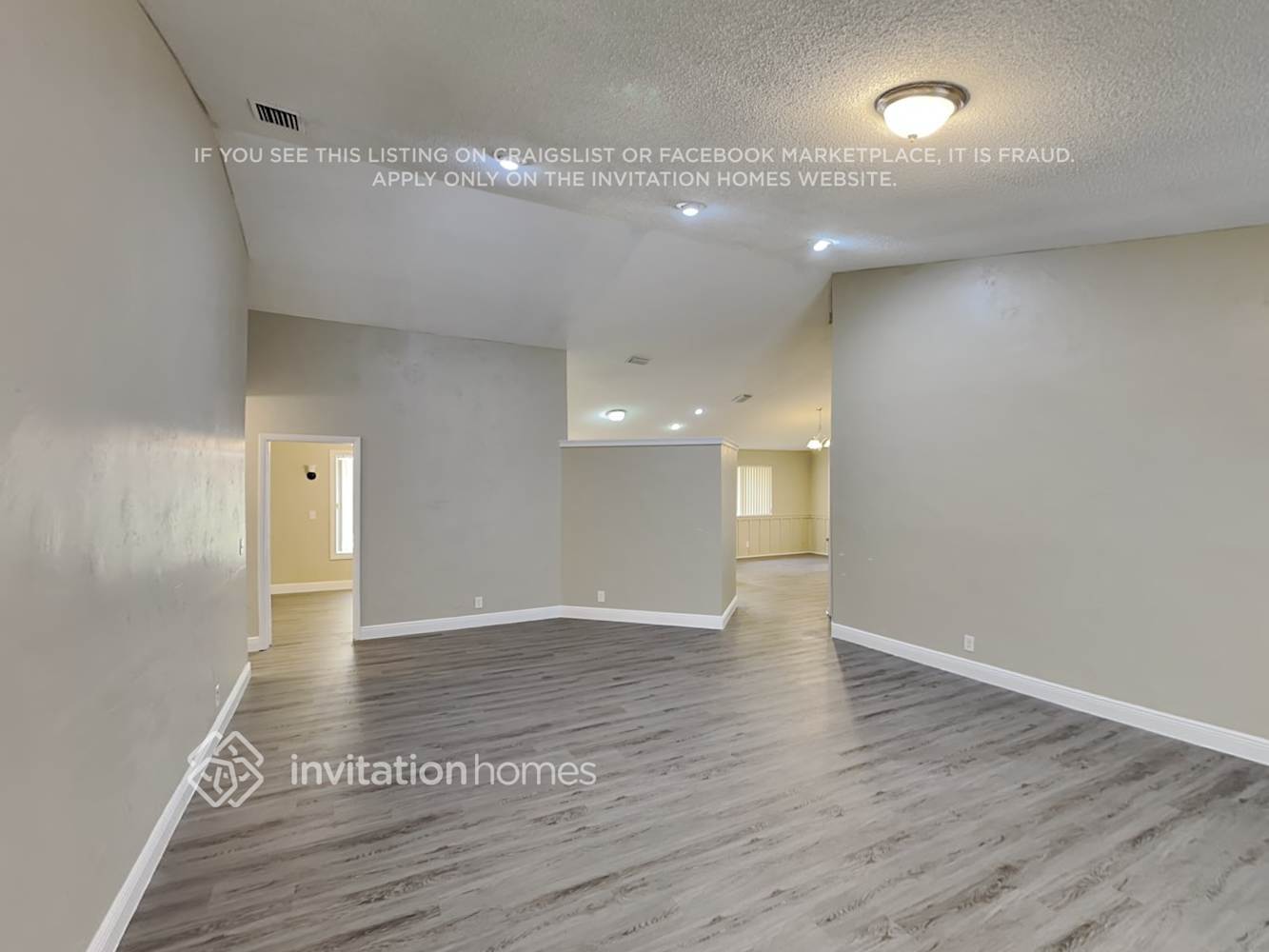Building Photo - 512 NW 38th Terrace