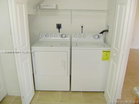 Building Photo - 14358 SW 9th Ct