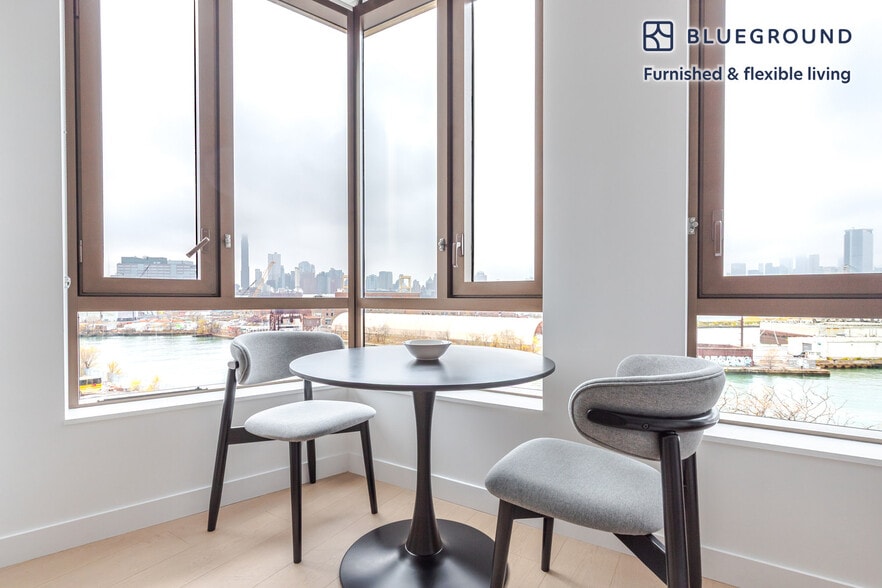 Building Photo - 482 Kent Ave