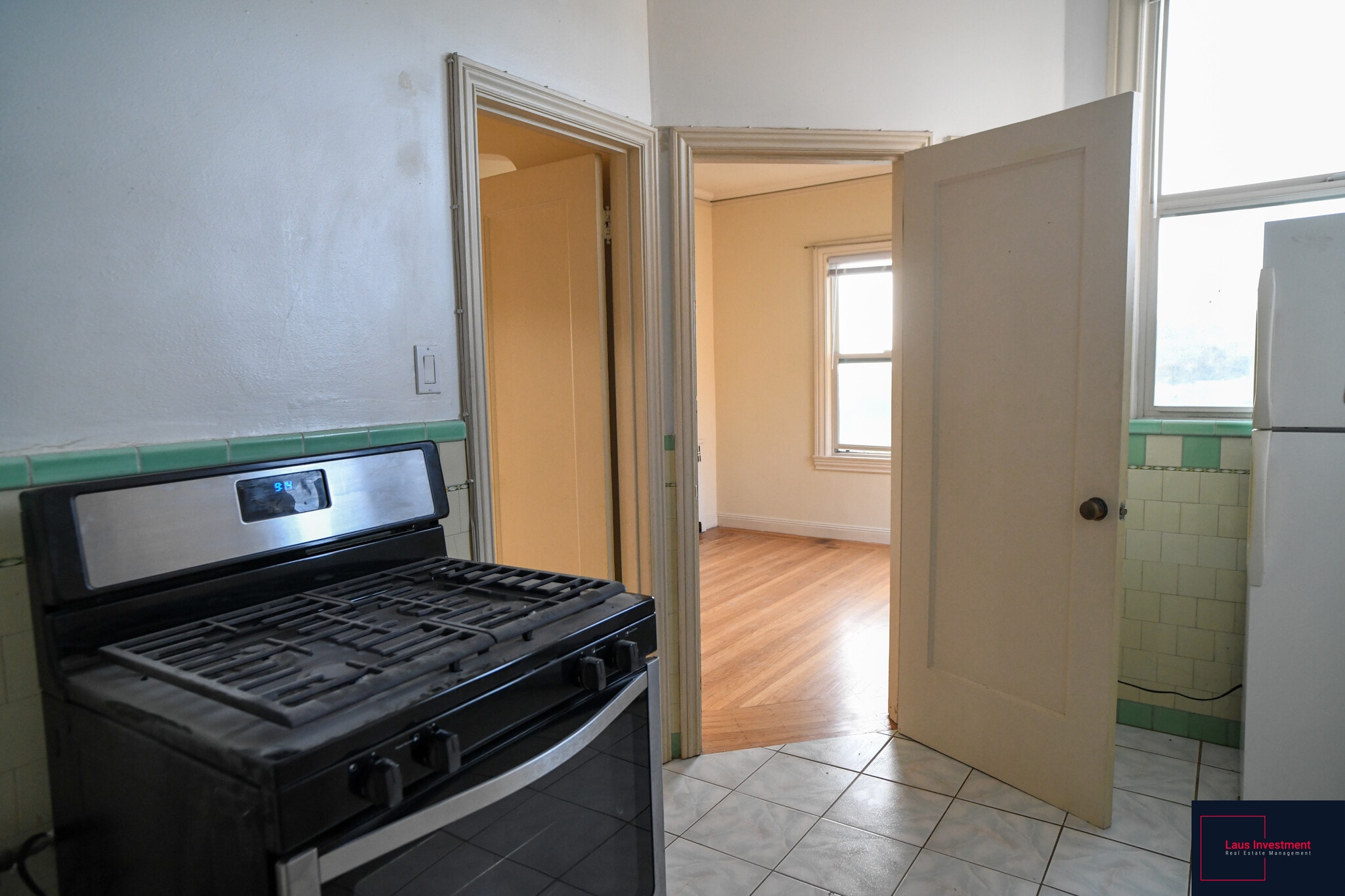 Kitchen - 1600 Clement St