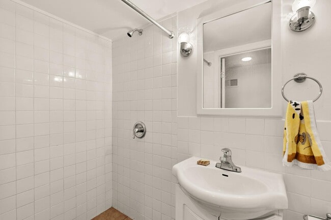 Building Photo - 4012 7th St NW